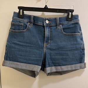 Express Original Mid-rise stretch denim shorts size 2 Like New